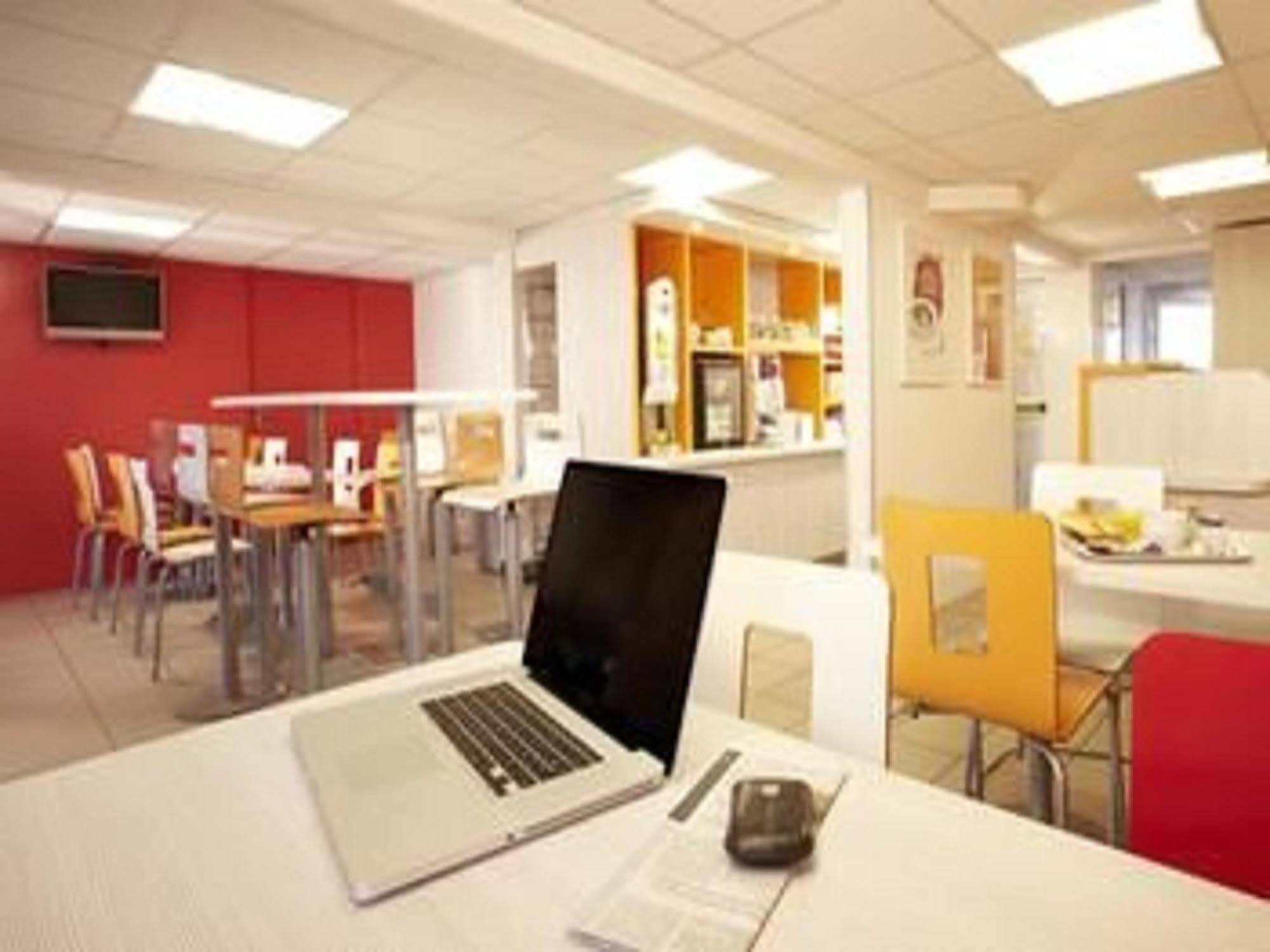 Premiere Classe Lyon Est - Bron Eurexpo Décines-Charpieu Zewnętrze zdjęcie